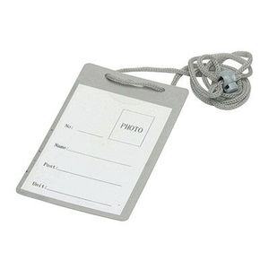 PORTA CREDENCIAL 130 X 80MM CON HILO X UNIDAD